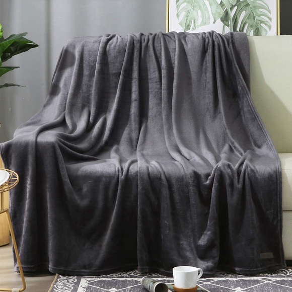 NEW CABIN Throw Blanket 50x60”